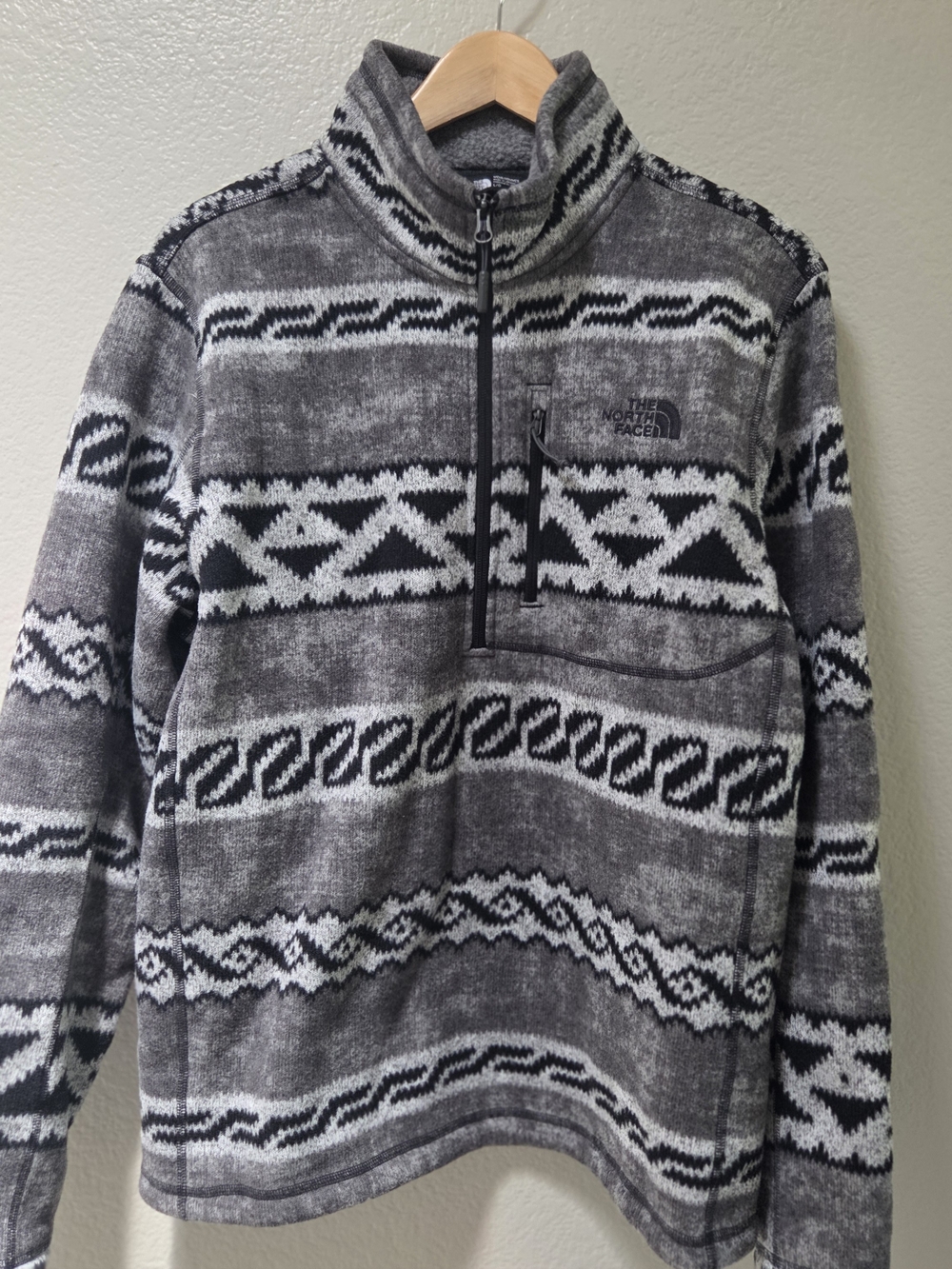 The North Face Patterned Fleece Pullover L Gray Southwestern Aztec Gorpcore